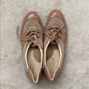 Sesto Meucci Bonnie stretch Patent Sneakers